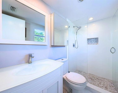 4025 N Federal Highway - Photo Thumbnail 13