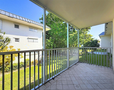 4025 N Federal Highway - Photo Thumbnail 2