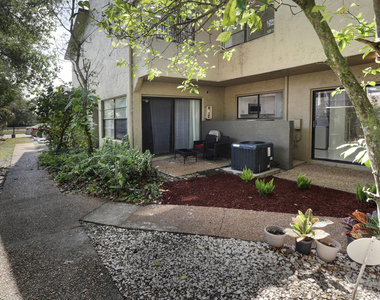 2590 Coral Springs Drive - Photo Thumbnail 21