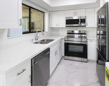 2590 Coral Springs Drive - Photo Thumbnail 5