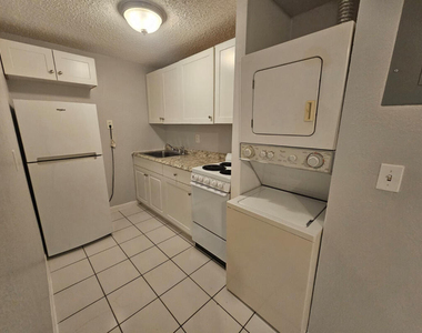 3000 Nw 5th Avenue - Photo Thumbnail 2