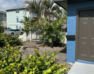 716 3rd Avenue N - Photo Thumbnail 8