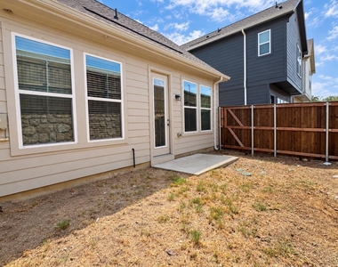 760 W Bedford Euless Road - Photo Thumbnail 9