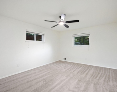 10922 Ferndale Road - Photo Thumbnail 15
