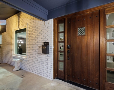 10922 Ferndale Road - Photo Thumbnail 5
