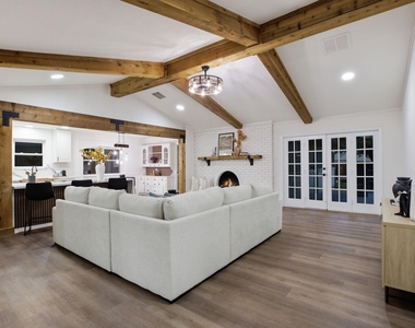 10922 Ferndale Road - Photo Thumbnail 10
