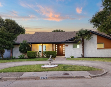 10922 Ferndale Road - Photo Thumbnail 2