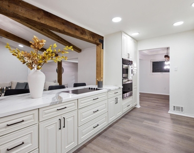 10922 Ferndale Road - Photo Thumbnail 20