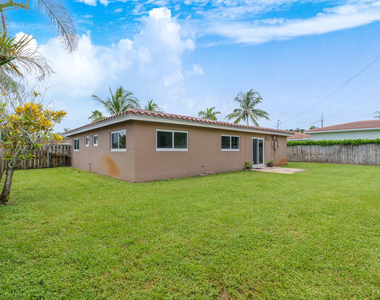 1321 Ne 46th Street - Photo Thumbnail 19