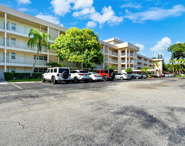 3151 S Palm Aire Drive - Photo Thumbnail 1