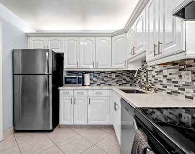 3151 S Palm Aire Drive - Photo Thumbnail 11