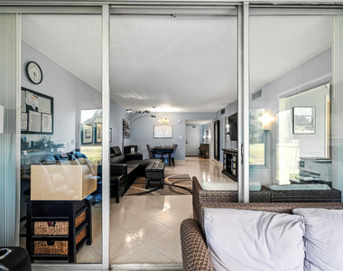 3151 S Palm Aire Drive - Photo Thumbnail 25