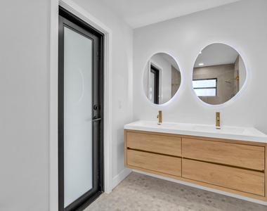 8411 Sw 57th Street - Photo Thumbnail 20