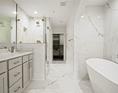 6346 Oriole Drive - Photo Thumbnail 1