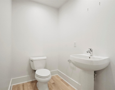 6346 Oriole Drive - Photo Thumbnail 14