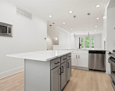 6346 Oriole Drive - Photo Thumbnail 12