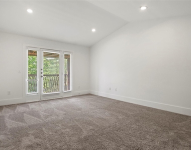 6346 Oriole Drive - Photo Thumbnail 21
