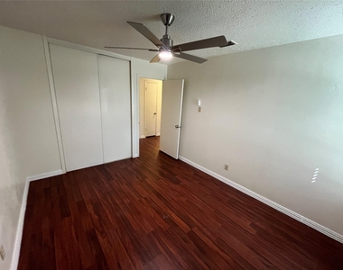 1707 Aurora Drive - Photo Thumbnail 20
