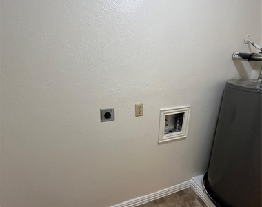 1707 Aurora Drive - Photo Thumbnail 27