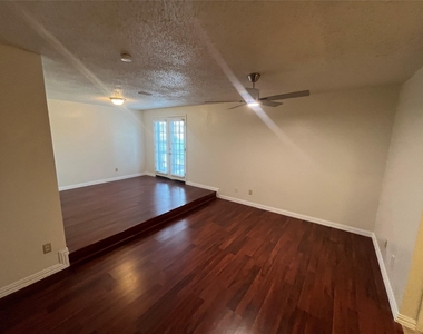 1707 Aurora Drive - Photo Thumbnail 28