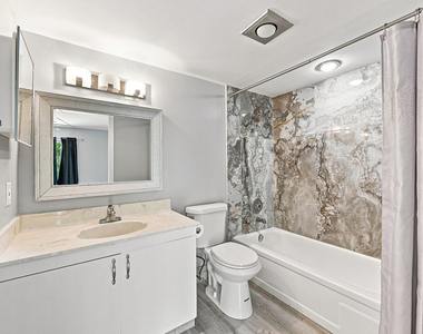 2404 Antigua Circle - Photo Thumbnail 5