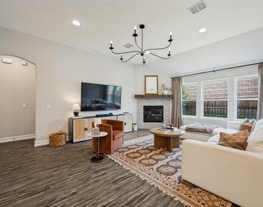 3612 Lillian Court - Photo Thumbnail 1