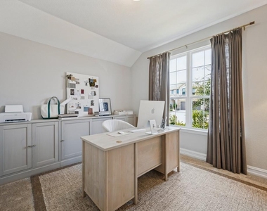3612 Lillian Court - Photo Thumbnail 2