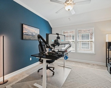 3612 Lillian Court - Photo Thumbnail 9