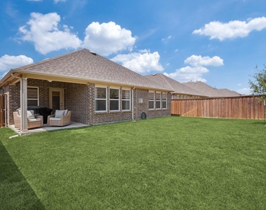 3612 Lillian Court - Photo Thumbnail 11