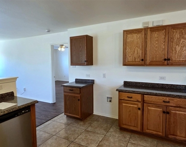 5108 Waterford Drive - Photo Thumbnail 7