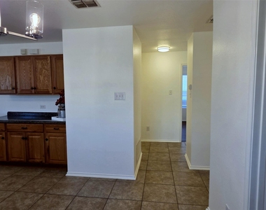 5108 Waterford Drive - Photo Thumbnail 17