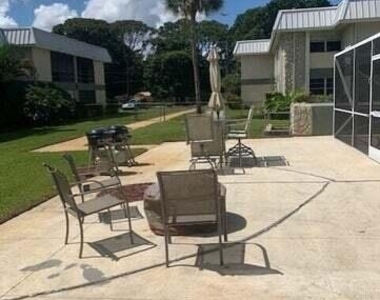 2302 Sunrise Boulevard - Photo Thumbnail 11