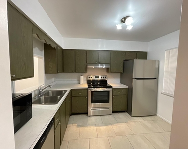 2302 Sunrise Boulevard - Photo Thumbnail 1