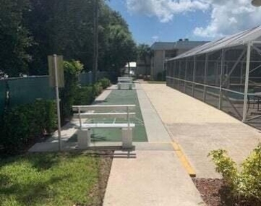 2302 Sunrise Boulevard - Photo Thumbnail 8