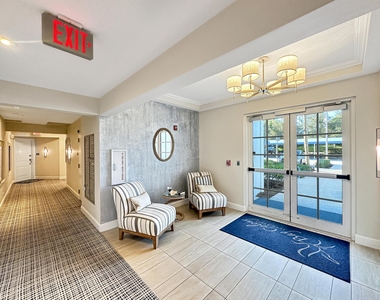 312 Bay Colony Drive N - Photo Thumbnail 13