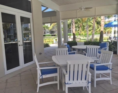 312 Bay Colony Drive N - Photo Thumbnail 26