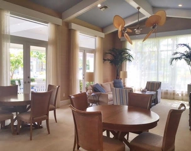 312 Bay Colony Drive N - Photo Thumbnail 24