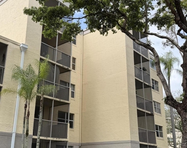8343 Lake Drive - Photo Thumbnail 2
