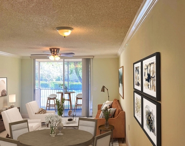 8343 Lake Drive - Photo Thumbnail 7