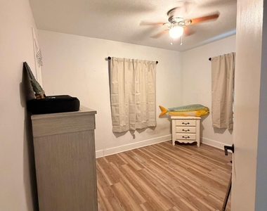 175 E 24th Street - Photo Thumbnail 18