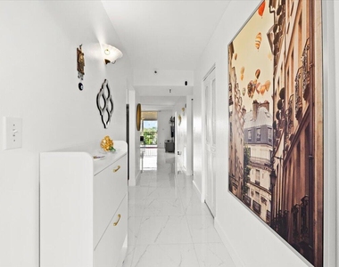 4550 Nw 18th Avenue - Photo Thumbnail 1