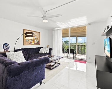 4550 Nw 18th Avenue - Photo Thumbnail 11