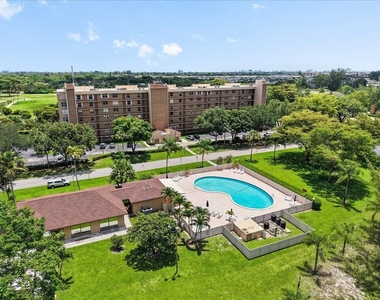 4550 Nw 18th Avenue - Photo Thumbnail 28