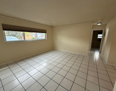 909 Se 14th Court - Photo Thumbnail 14