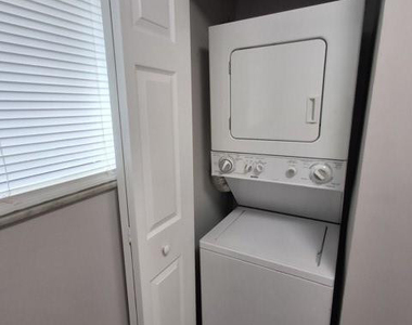 701 Gardens Drive - Photo Thumbnail 16