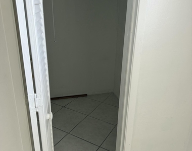 1816 E Oakland Park Boulevard - Photo Thumbnail 5