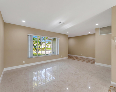1100 Sw 12th Avenue - Photo Thumbnail 18