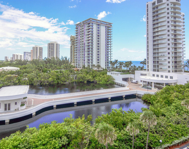 4200 N Ocean Drive - Photo Thumbnail 14