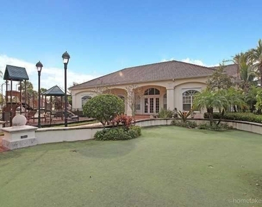2106 Myrtlewood Circle E - Photo Thumbnail 8