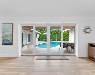 1114 Se 14th Avenue - Photo Thumbnail 6